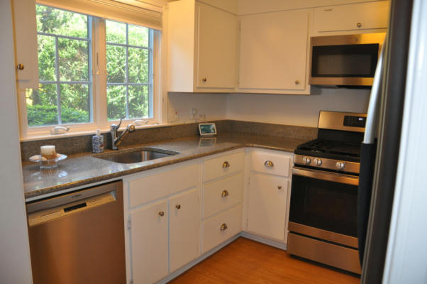 39 TOWER HILL RD APT 1A, OSTERVILLE, MA 02655, photo 5 of 13