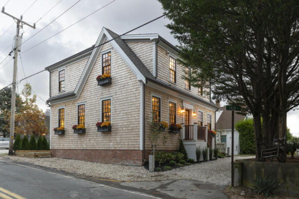 7 SNOW ST, PROVINCETOWN, MA 02657, photo 2 of 52