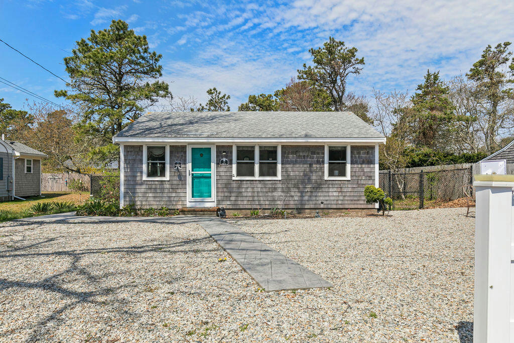 17 WIXON RD, DENNIS PORT, MA 02639, photo 1 of 25