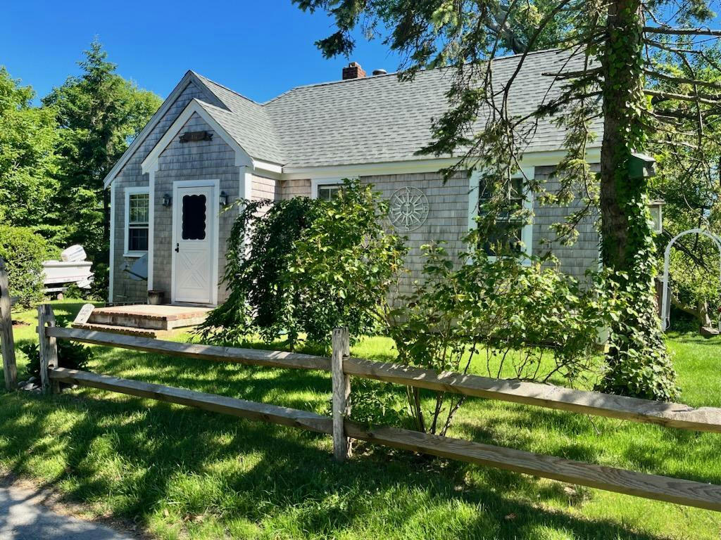 83 OLD MAIL RD, NORTH CHATHAM, MA 02650, photo 1 of 10