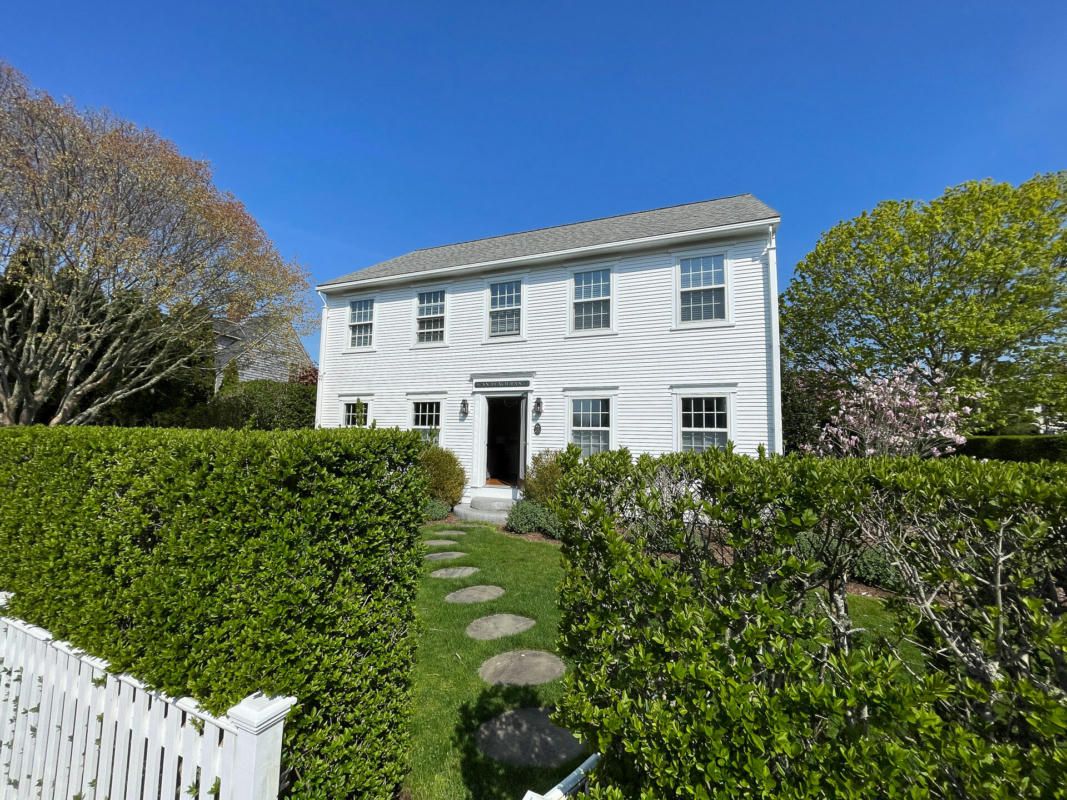 63 GOLDFINCH DR, NANTUCKET, MA 02554, photo 1 of 32